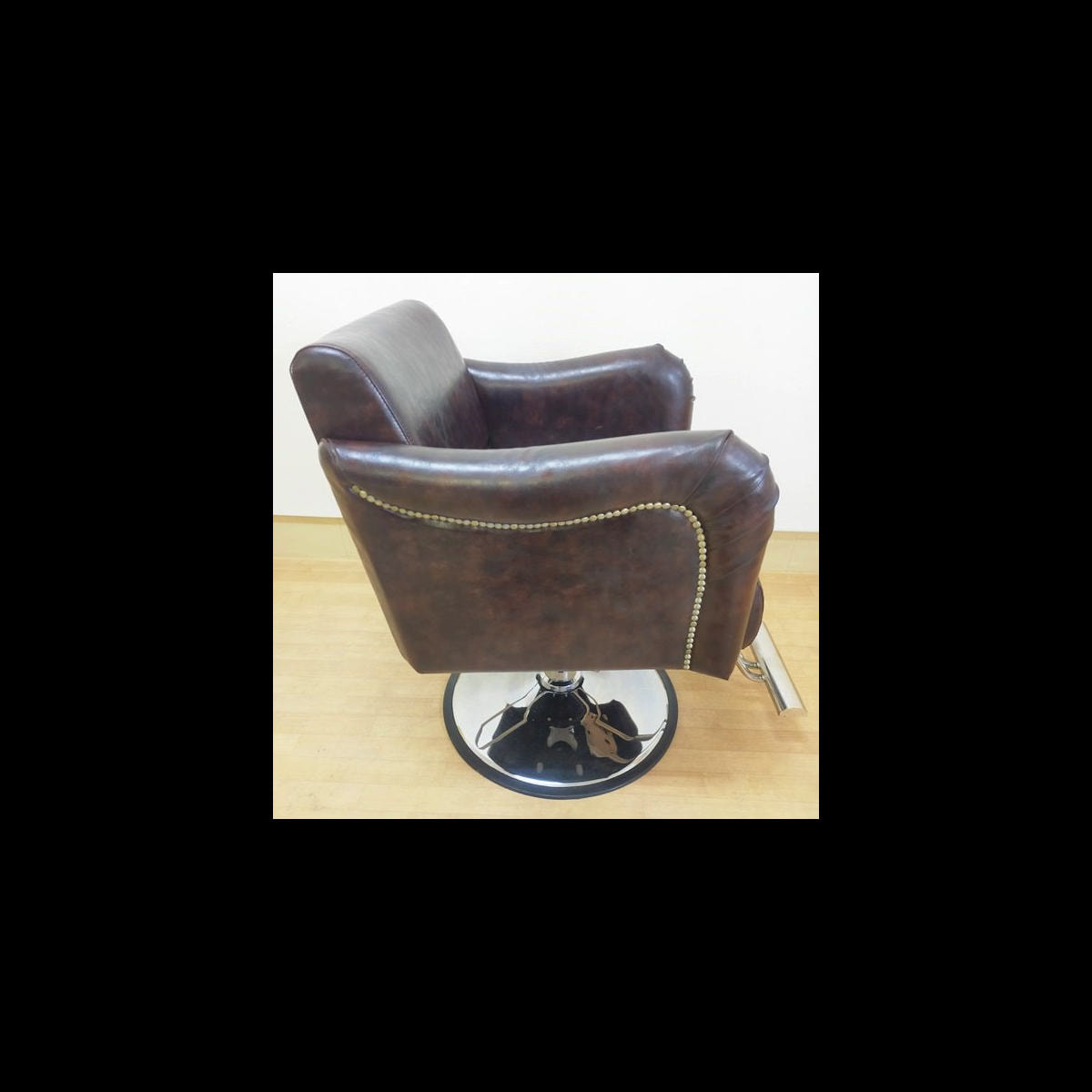 【送料込】ビューティガレージ　スタイリングチェア　CLUB-RⅡ ブラウン スタイリングチェア CLUB-RⅡ（選べる2色＋脚部3タイプ）のレビュー