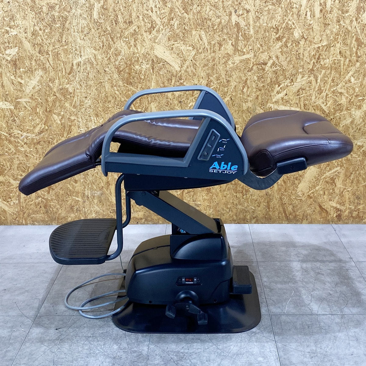 中古】タカラベルモント 多目的椅子 『SET JOY Able（エイブル