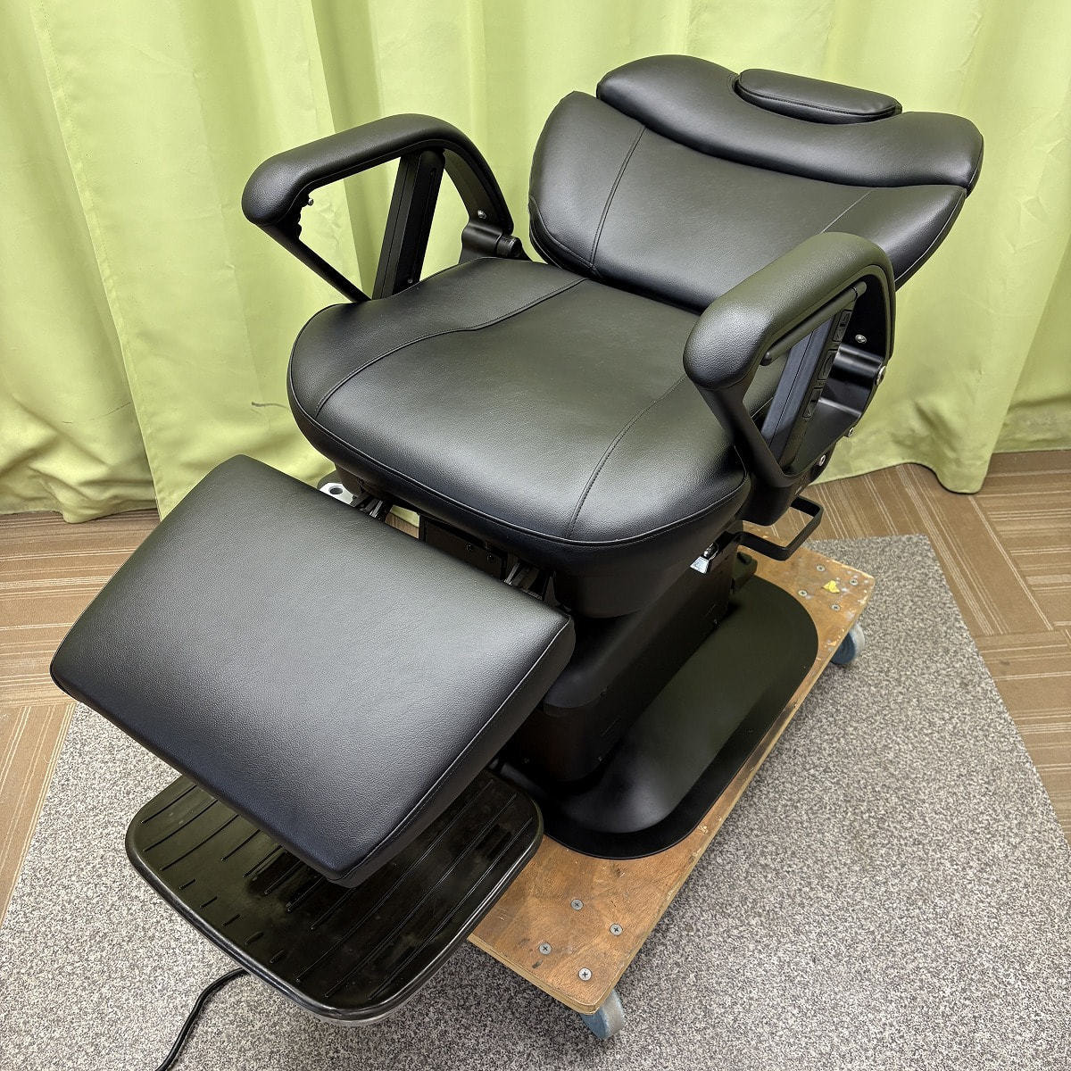 BB-SPSR 新品レザー張替済みの卸・通販 | ビューティガレージ