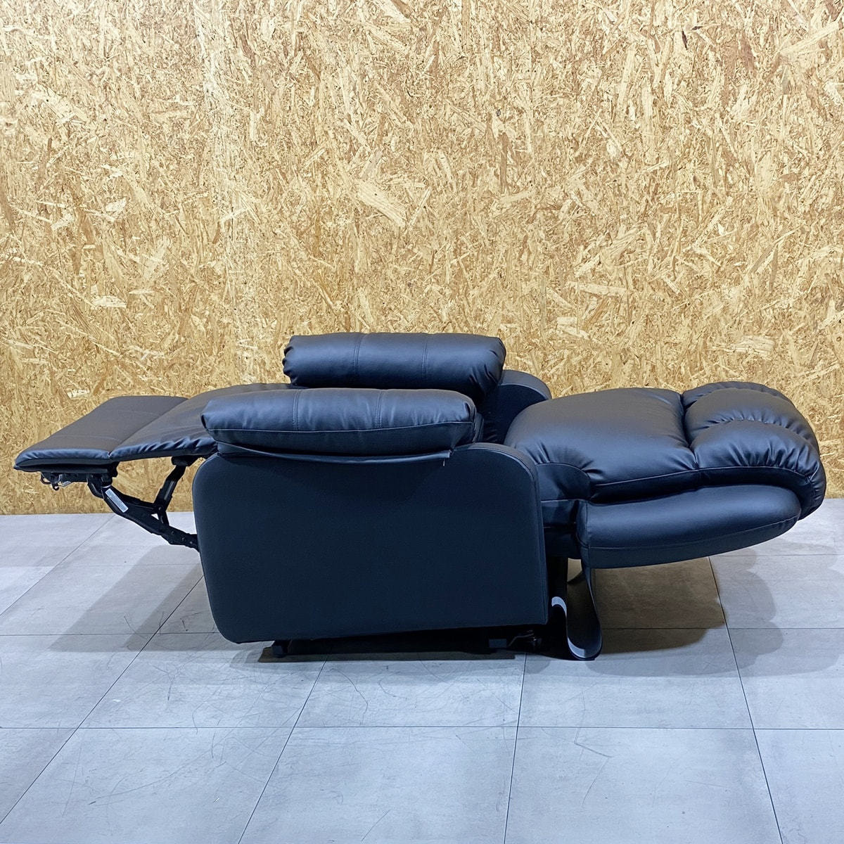 中古】ビューティガレージ 電動ラウンジチェア『SHIFFON Jr