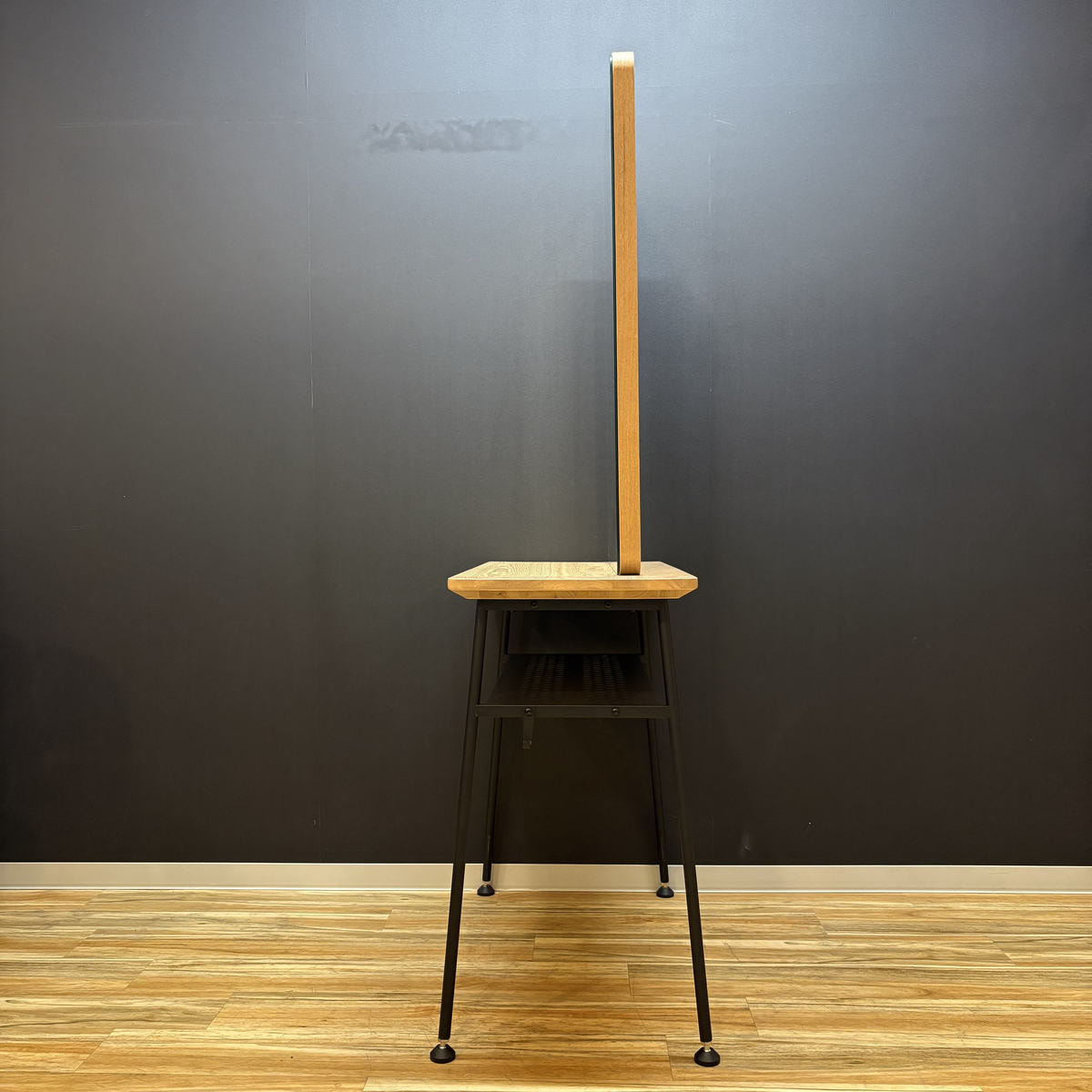 アウトレット】ウッド ＆ アイアンドレッサー Poker(脚部：ブラック)の