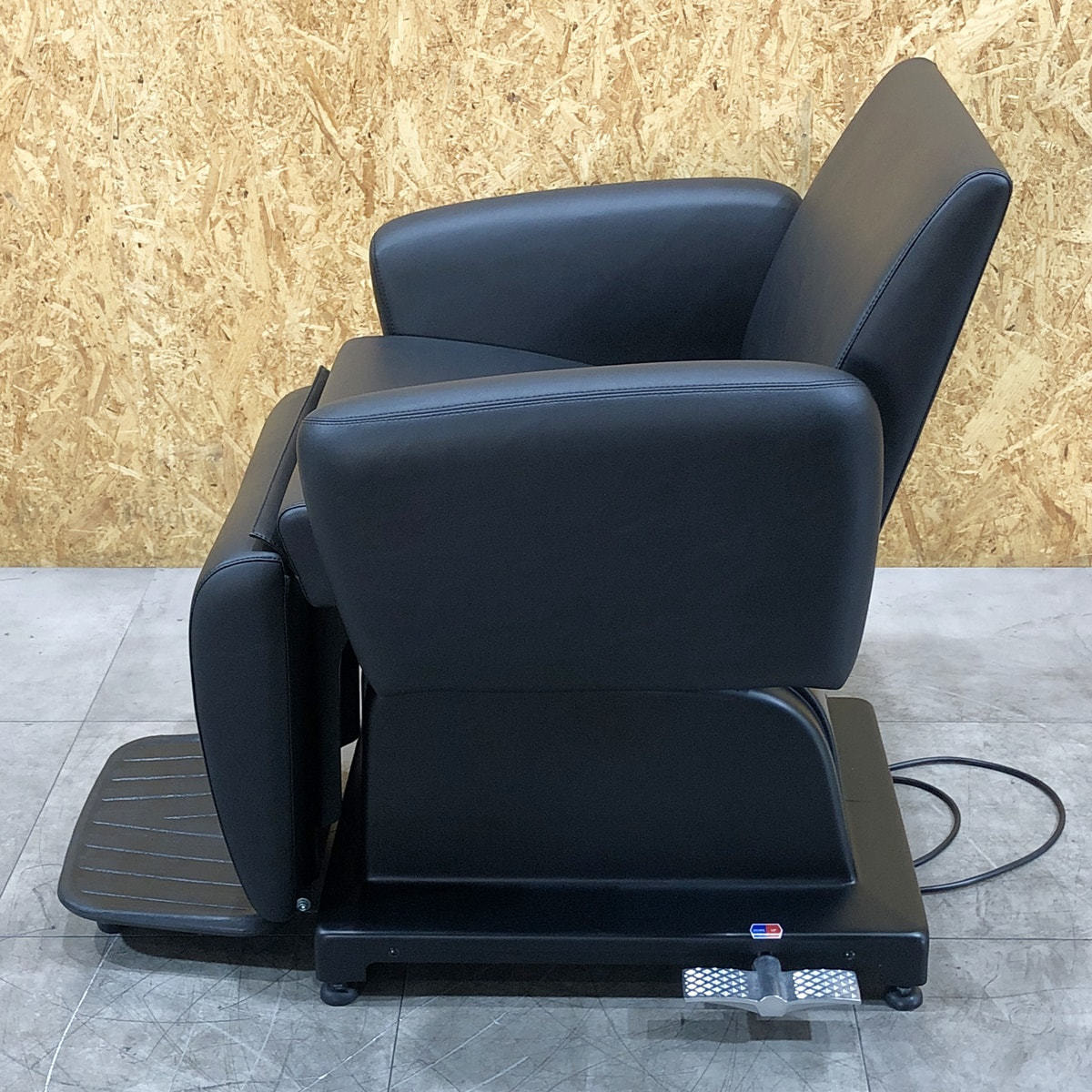 電動シャンプーチェア ALVIN-Sofa ステップ付・レッグレスト固定