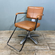 タカラベルモント THEIA series Carre(キャレ)BITTER LINE　5本足