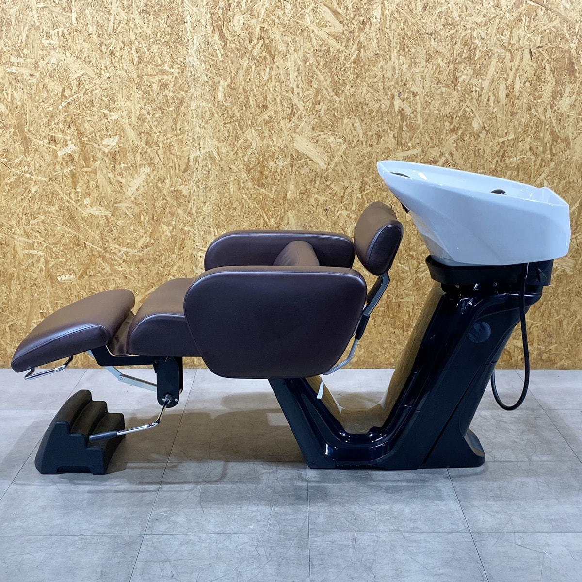 RS3 プリモ　ブラウン　レッグレスト連動　タカラベルモント　中古　シャンプー台 中古】タカラベルモント バックシャンプー 『RS-Ⅲ PRIMO（プリモ
