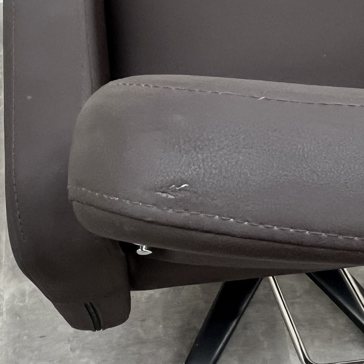 スタイリングチェアHD-110の卸・通販 | ビューティガレージ