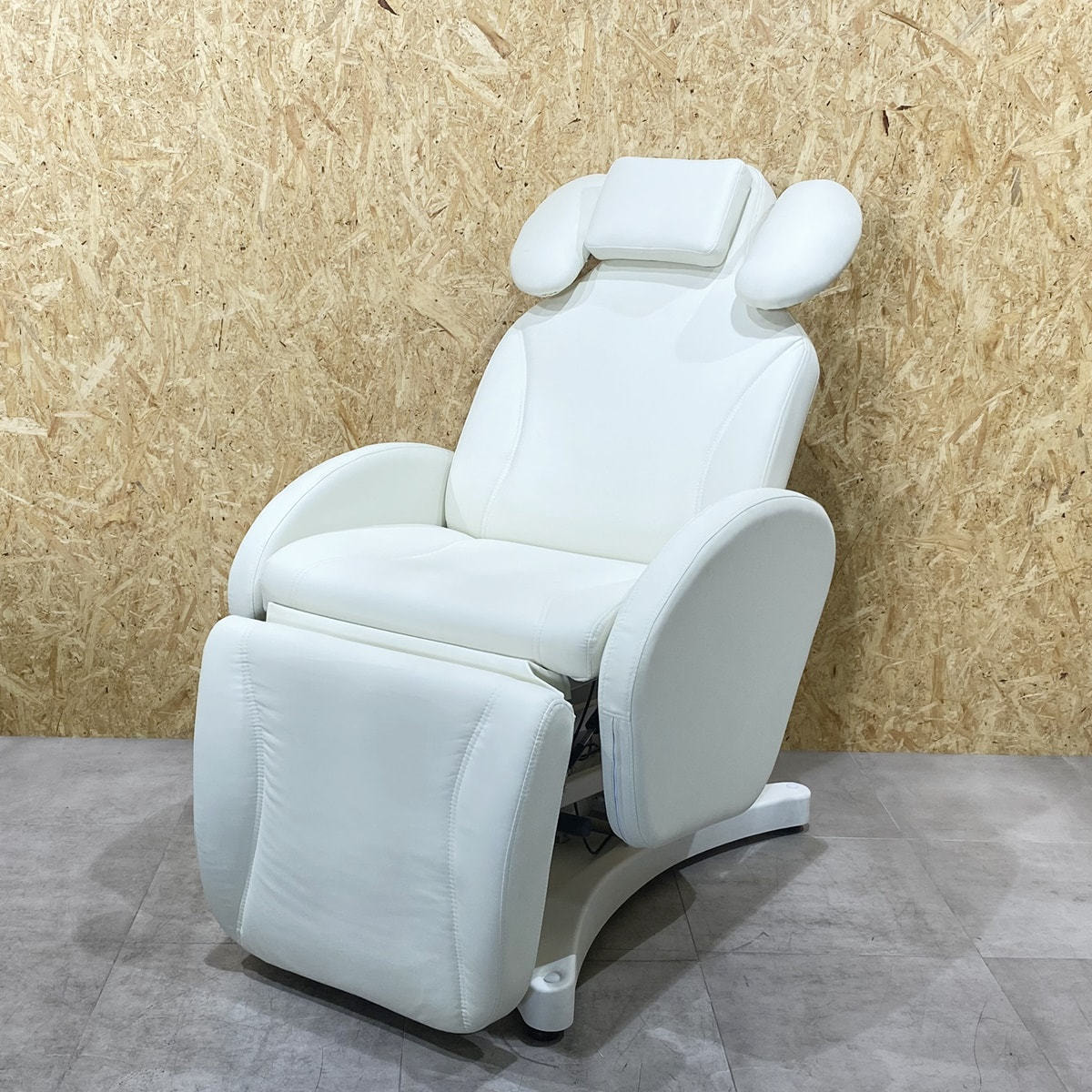 リクライニングチェア ソファ アイラッシュ 新品2台