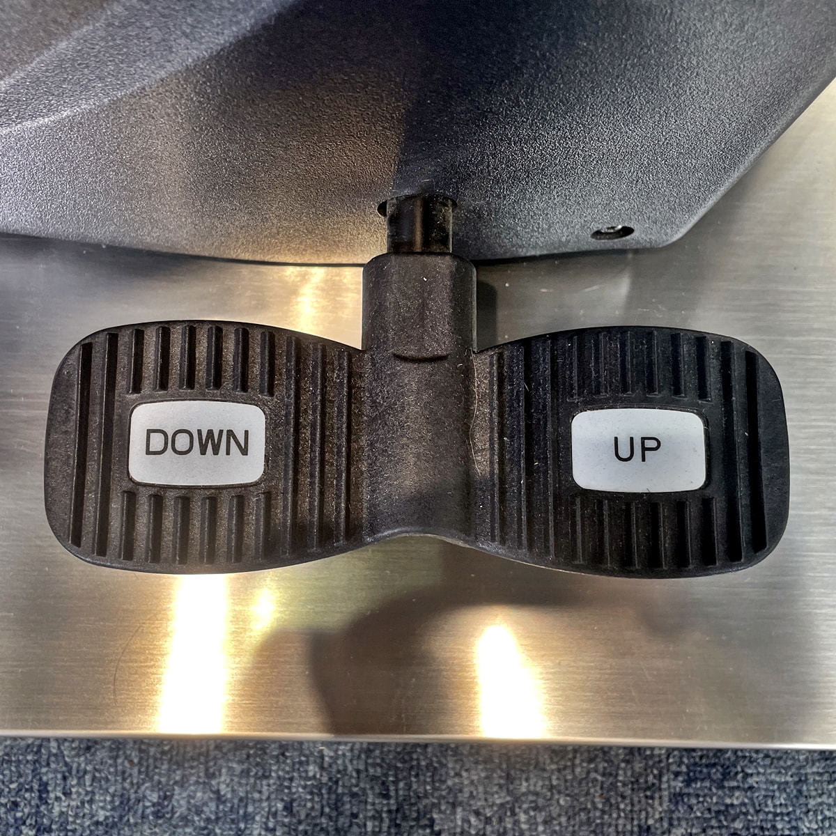 リラクゼーションシャンプーユニット『MORV（モーブ）』の卸・通販