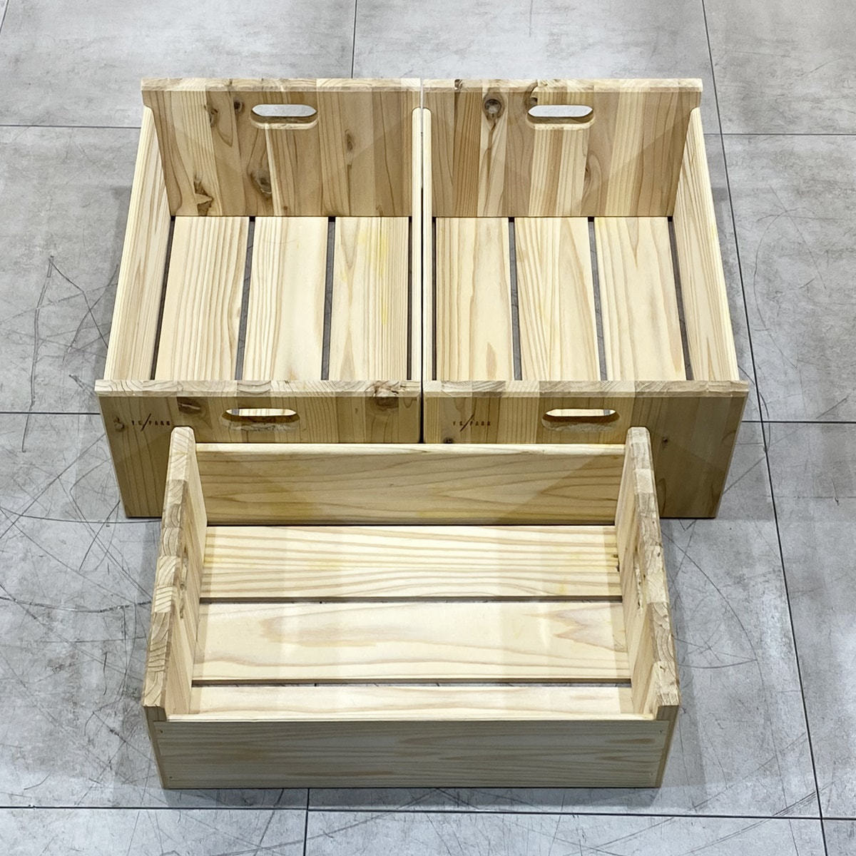 Y.S.PARK『ウッドワゴン YS-F10』ホワイトグレーの卸・通販