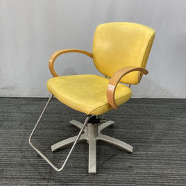 スタイリングチェア新品未使用 スタイリングチェア | タカラベルモント