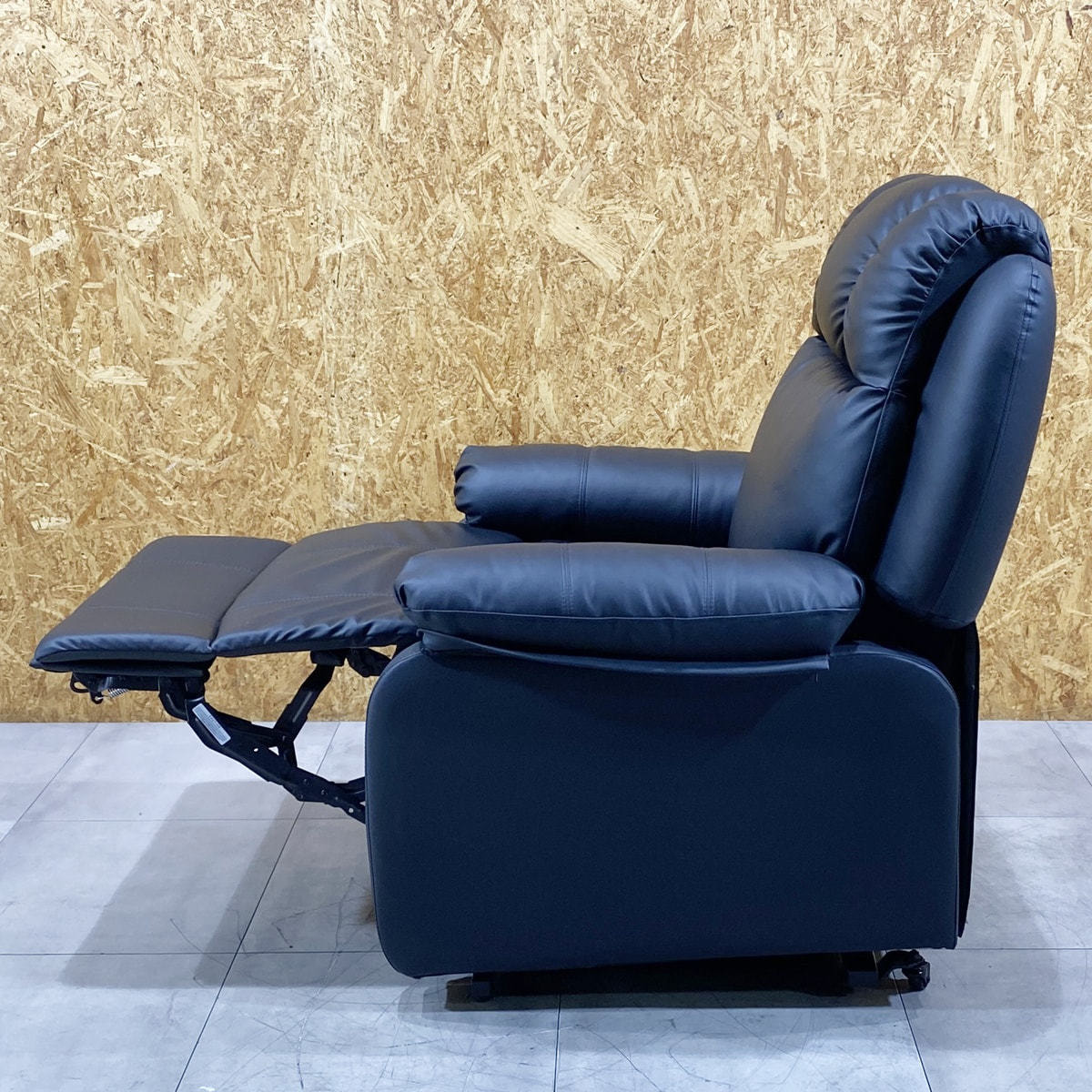 中古】ビューティガレージ 電動ラウンジチェア『SHIFFON Jr