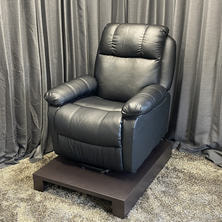 『SHIFFON Jr （シフォンジュニア）』ステージ、スツール付