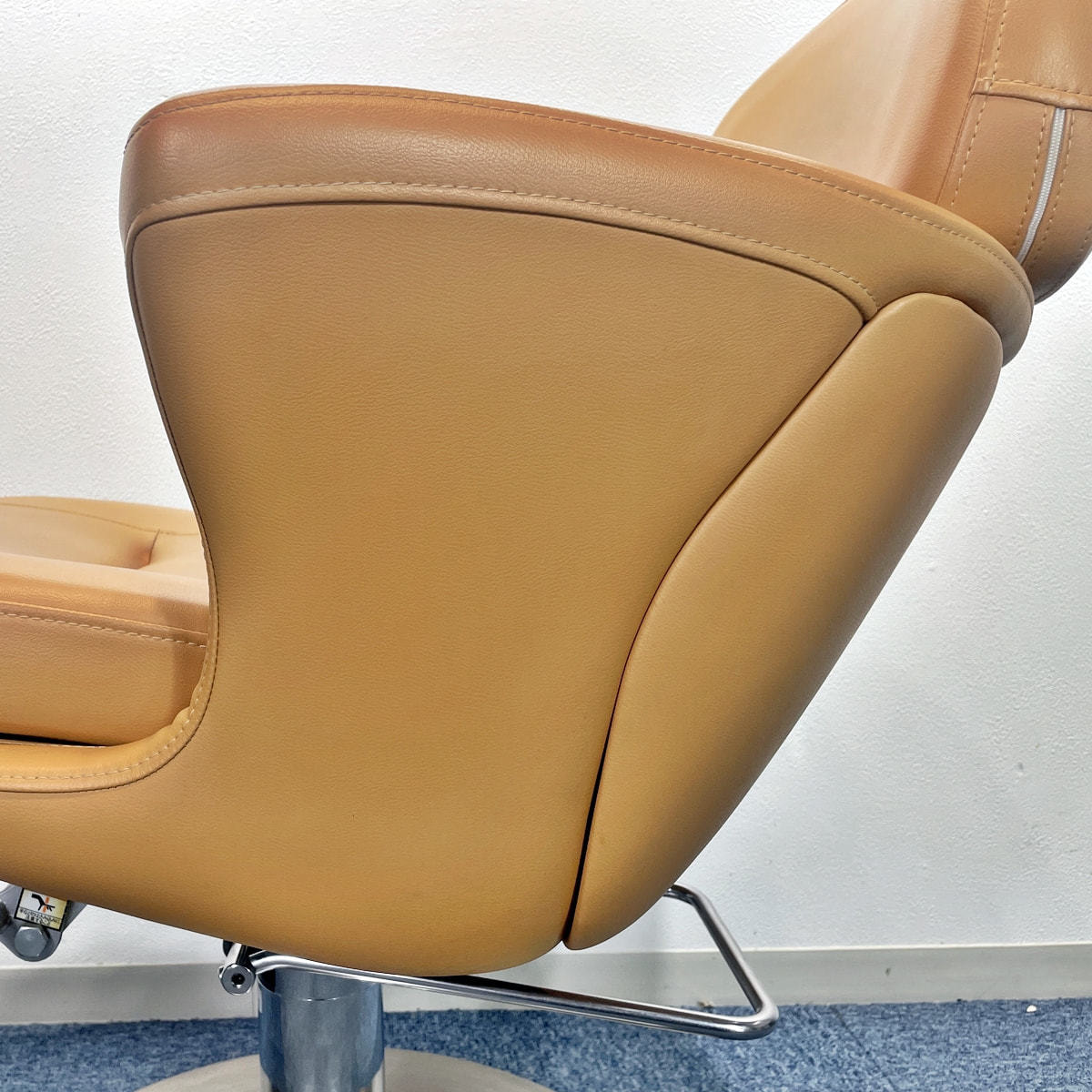 D.SUITE（ディースイート）の卸・通販 | ビューティガレージ