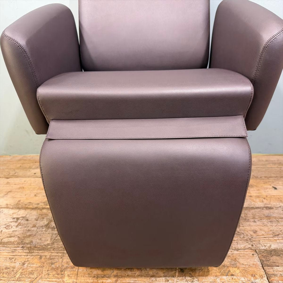 Alvin Sofa（アルビンソファー）レッグレスト連動の卸・通販