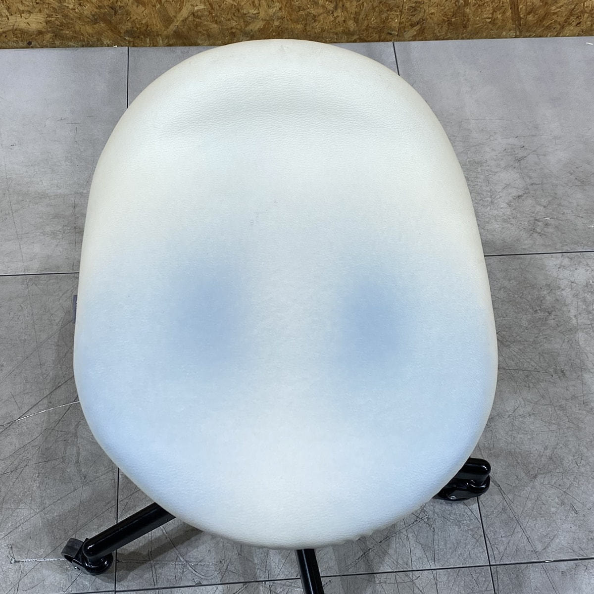 中古】アイラッシュガレージ スツール 『 【GANA】 カルマース』ヌード