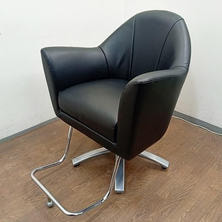 タカラベルモント スタイリングソファ タイプC ブラック 5本脚ベース 新品レザー張替済