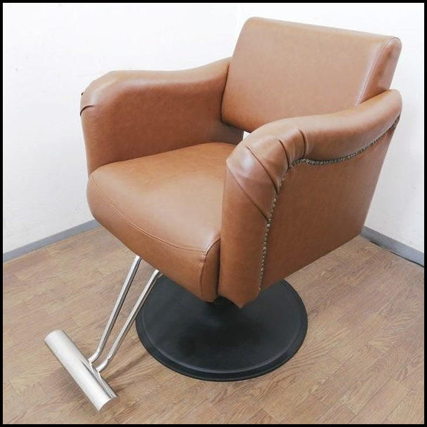 値下げ　ビューティーガレージ　スタイリングチェア　BREEZE ビューティガレージ スタイリングチェア BREEZE ブリーズ キャメル 丸