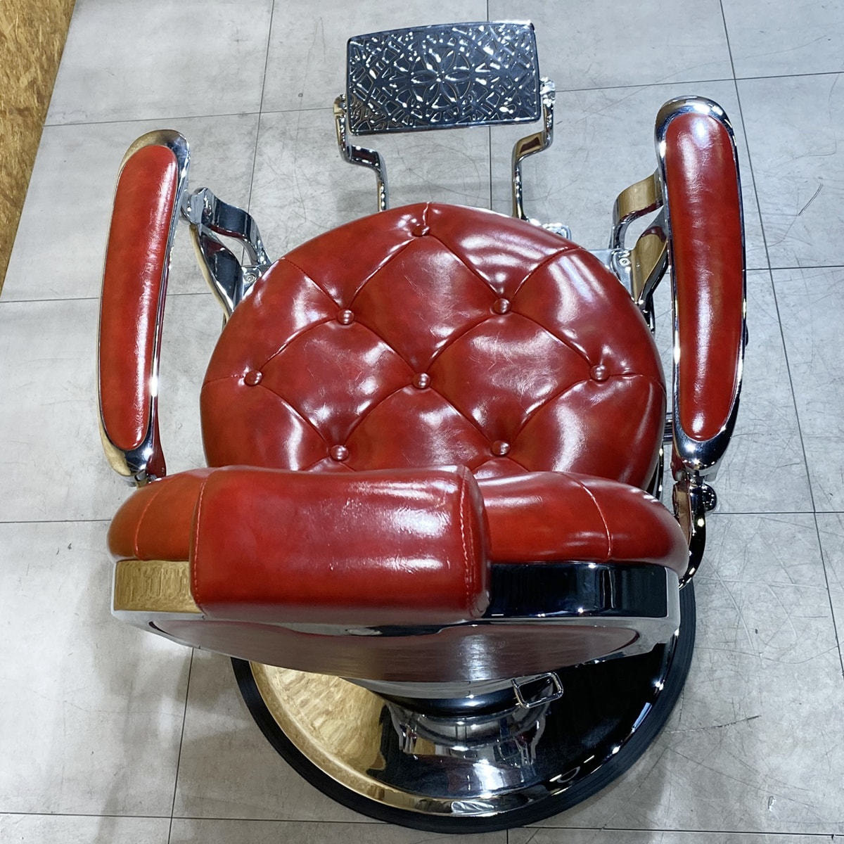 中古】ビューティーガレージ 理容椅子 『S1805』ヴィンテージレッド
