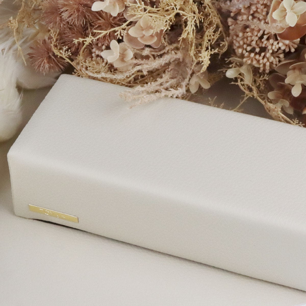 【値下げ】TOY's ARMREST 合成皮革　トイズ×アイニティ　アームレスト TOY's×INITY | アームレスト | ライフビューティーネイルプロショップ