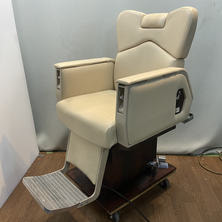 LIMOUSINE（リムジン）