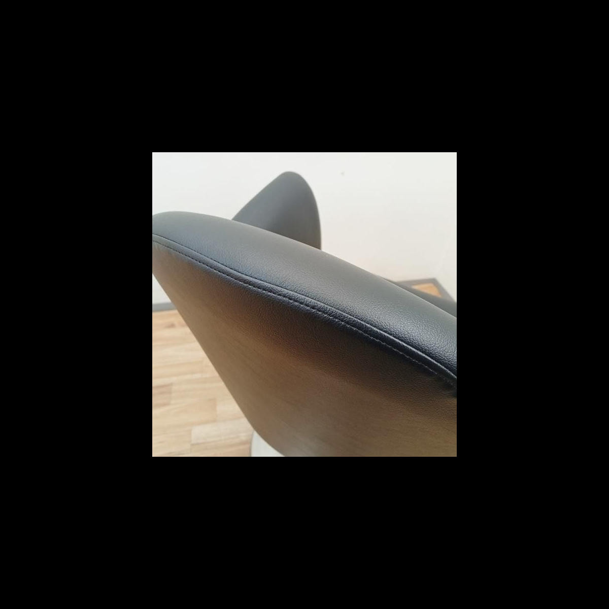 タカラベルモント スタイリングソファ タイプC ブラック 新品レザー張