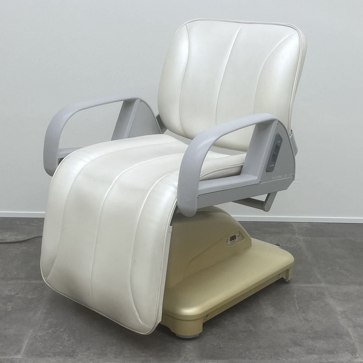 E'sy（イージー）の卸・通販 | ビューティガレージ