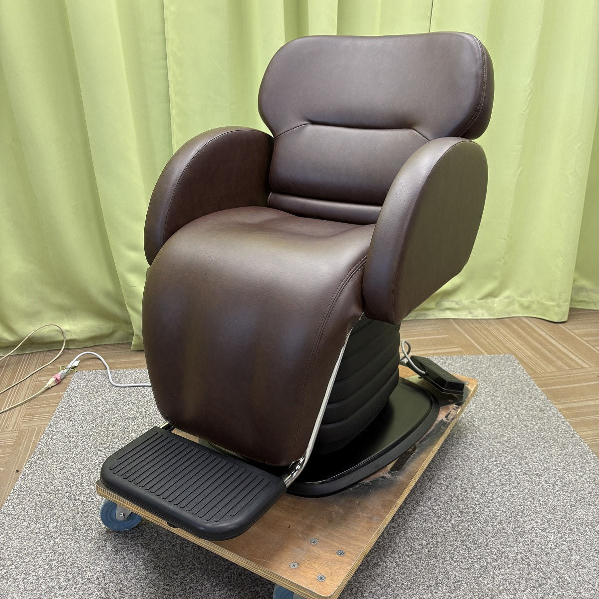 [美品]大広製作所　電動シャンプー椅子　DOLCE ドルチェ 111 (N2) | 大廣製作所