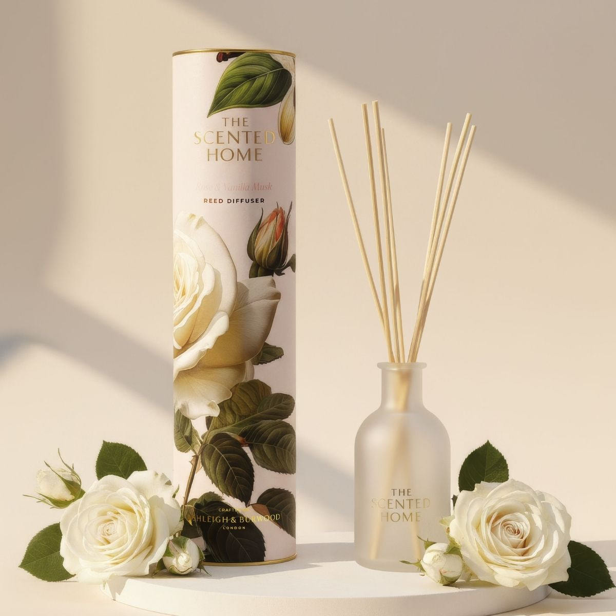 Ashleigh&Burwood ディフューザー ローズ＆バニラムスク 150ml の卸