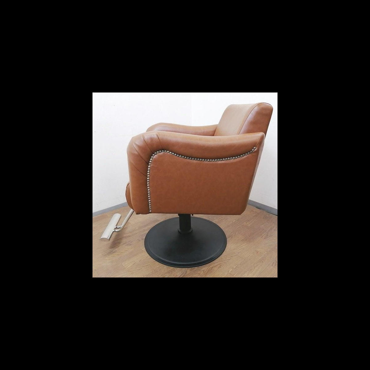 ビューティガレージ スタイリングチェア BREEZE ブリーズ キャメル 丸