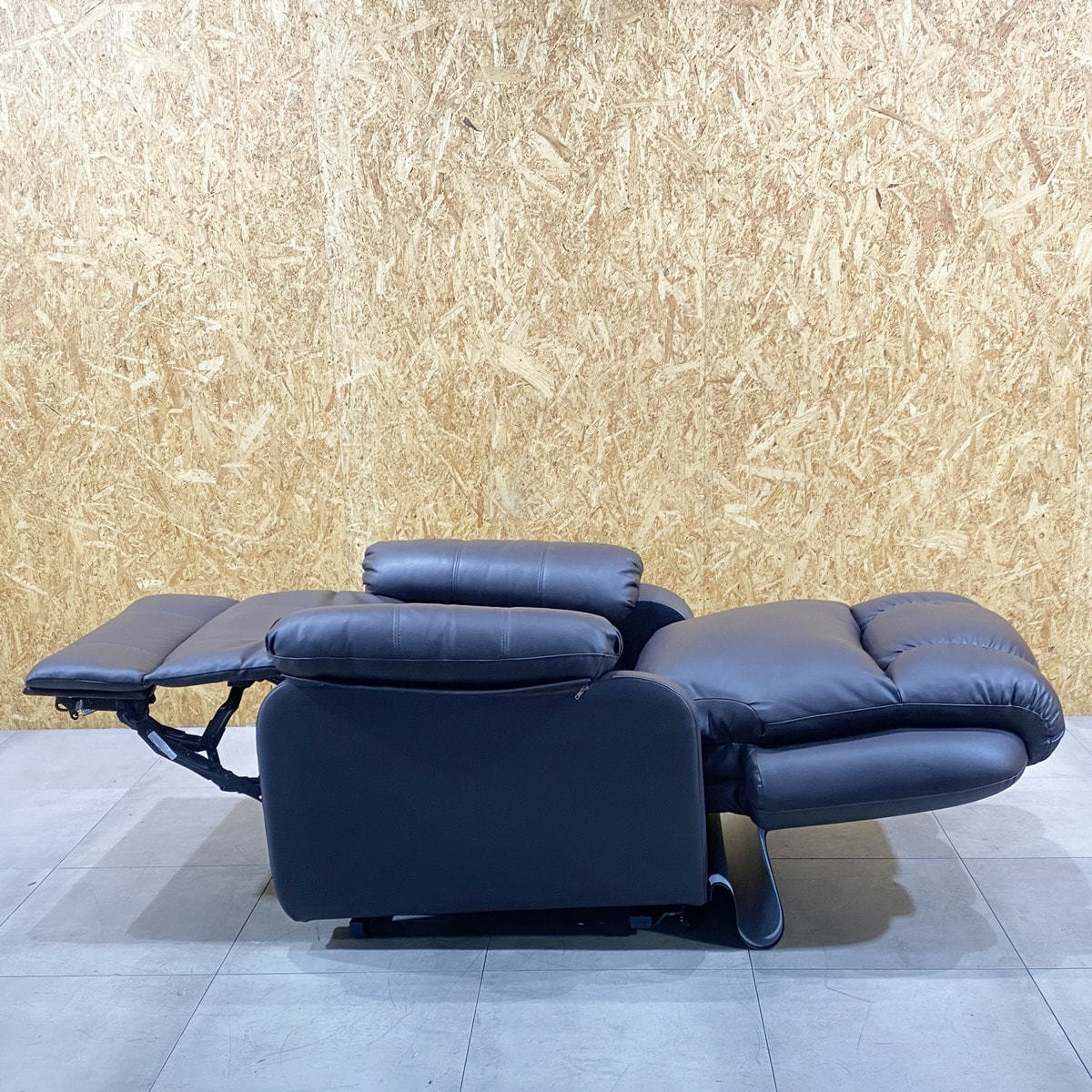 中古】ビューティガレージ 電動ラウンジチェア 『SHIFFON Jr