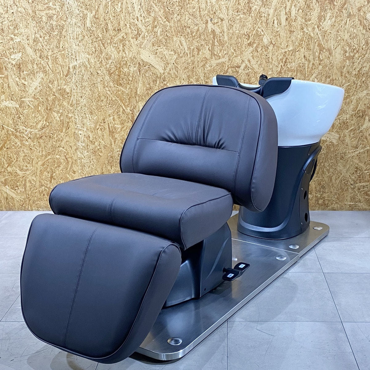 リラクゼーションシャンプーユニット morv（モーヴ）ブラウン 合成皮革 中古】ビューティガレージ リラクゼーションシャンプーユニット 『MORV