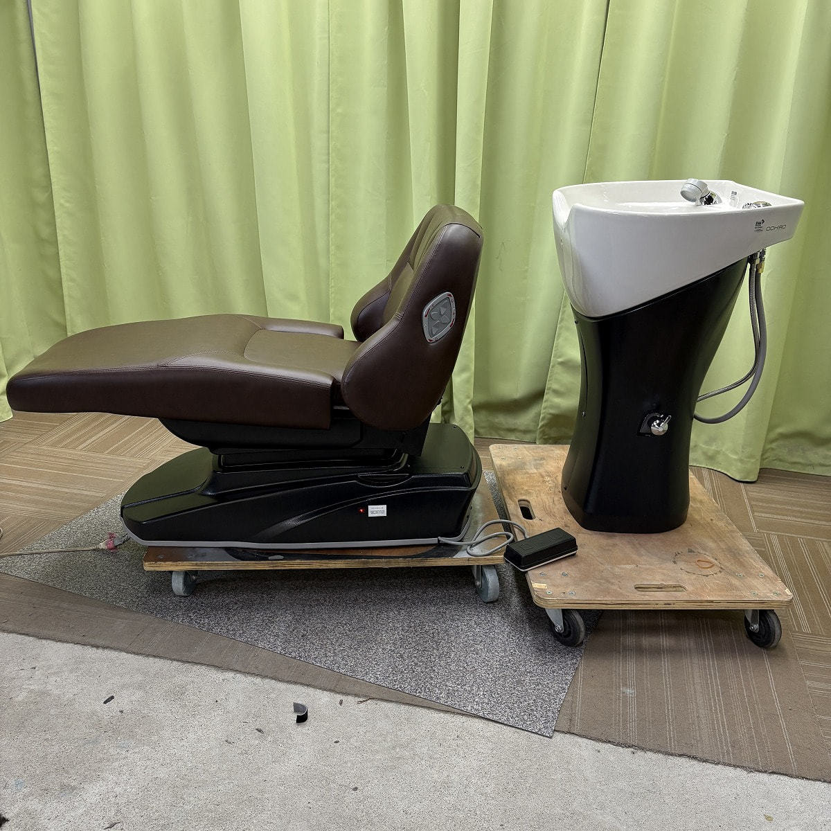オオヒロ　シャンプーオーブ オオヒロ オーブ900 自立型シャンプーボール シャワーホース