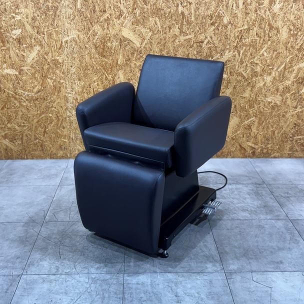 【中古】ビューティガレージ　電動シャンプーチェア『ALVIN-Sofa』レッグレスト連動タイプ　ダークブラウン 1