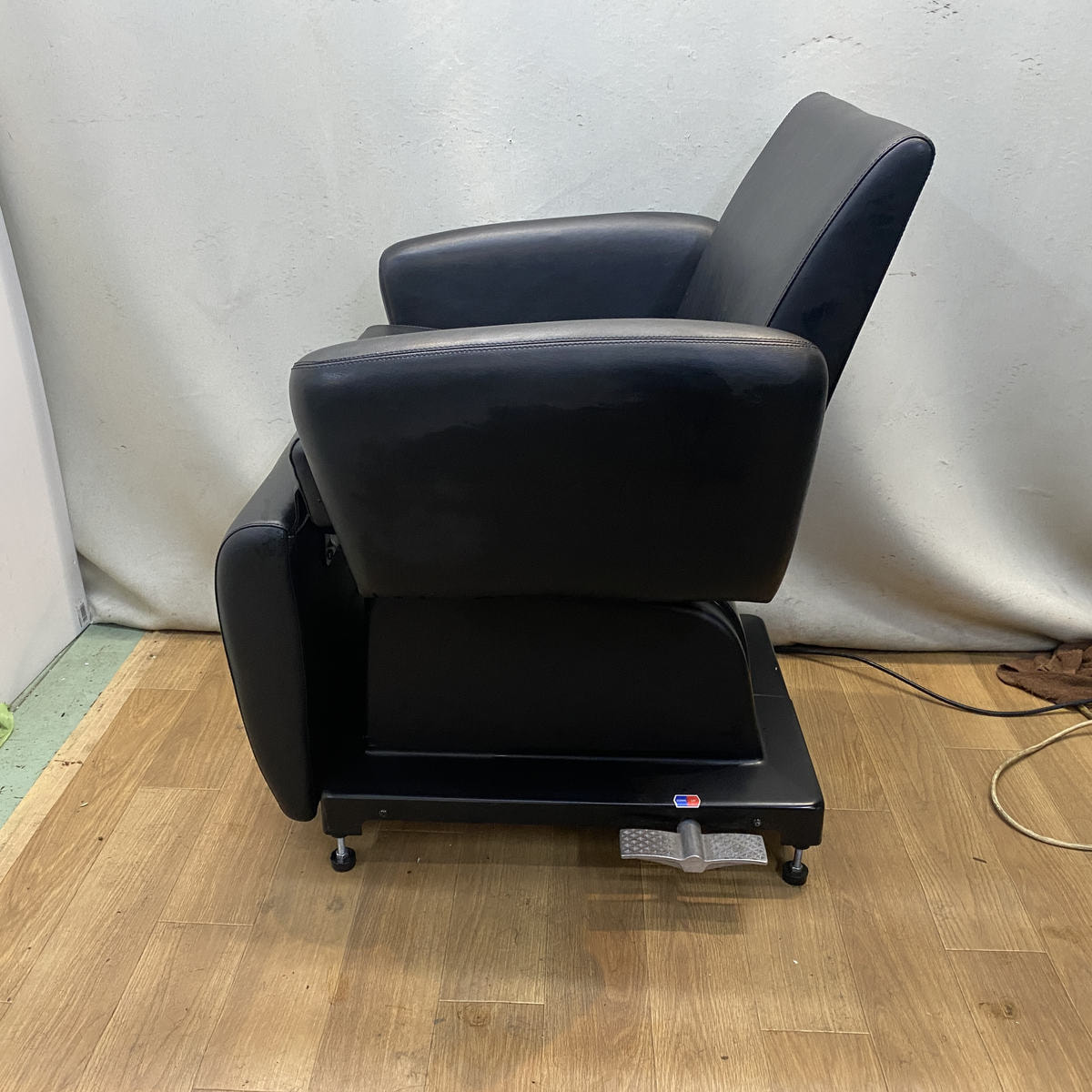 シート張替込）電動シャンプーチェア ALVIN-Sofa【レッグレスト連動