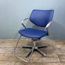 タカラベルモント スタイリングチェア