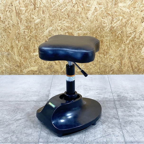 【中古】スツール　タカラベルモント『YUME　ESPOIR（ユメ　エスポワール）専用スツール』 1