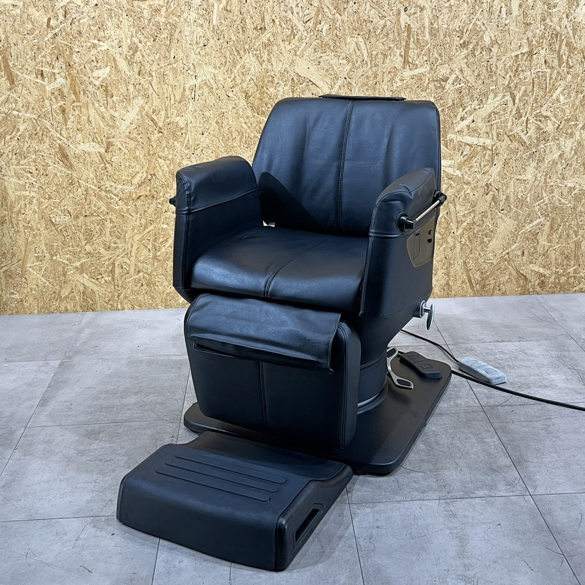 タキガワ電動シャンプー椅子 タキガワ電動シャンプー椅子2台￥36,000