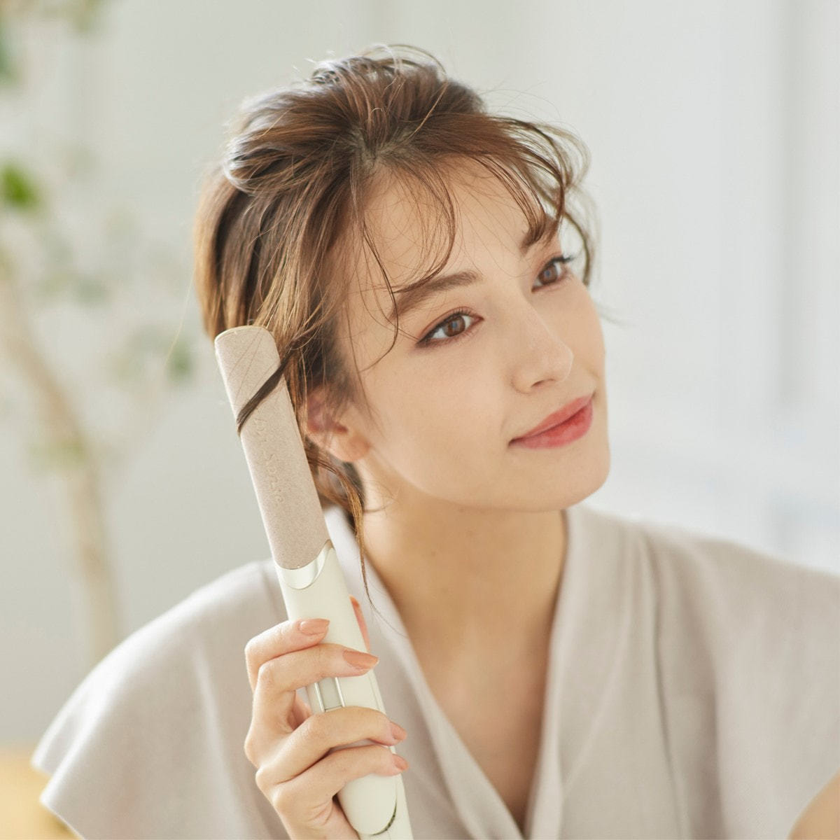 サロンセンス マイナスイオンストレートアイロン アイボリー