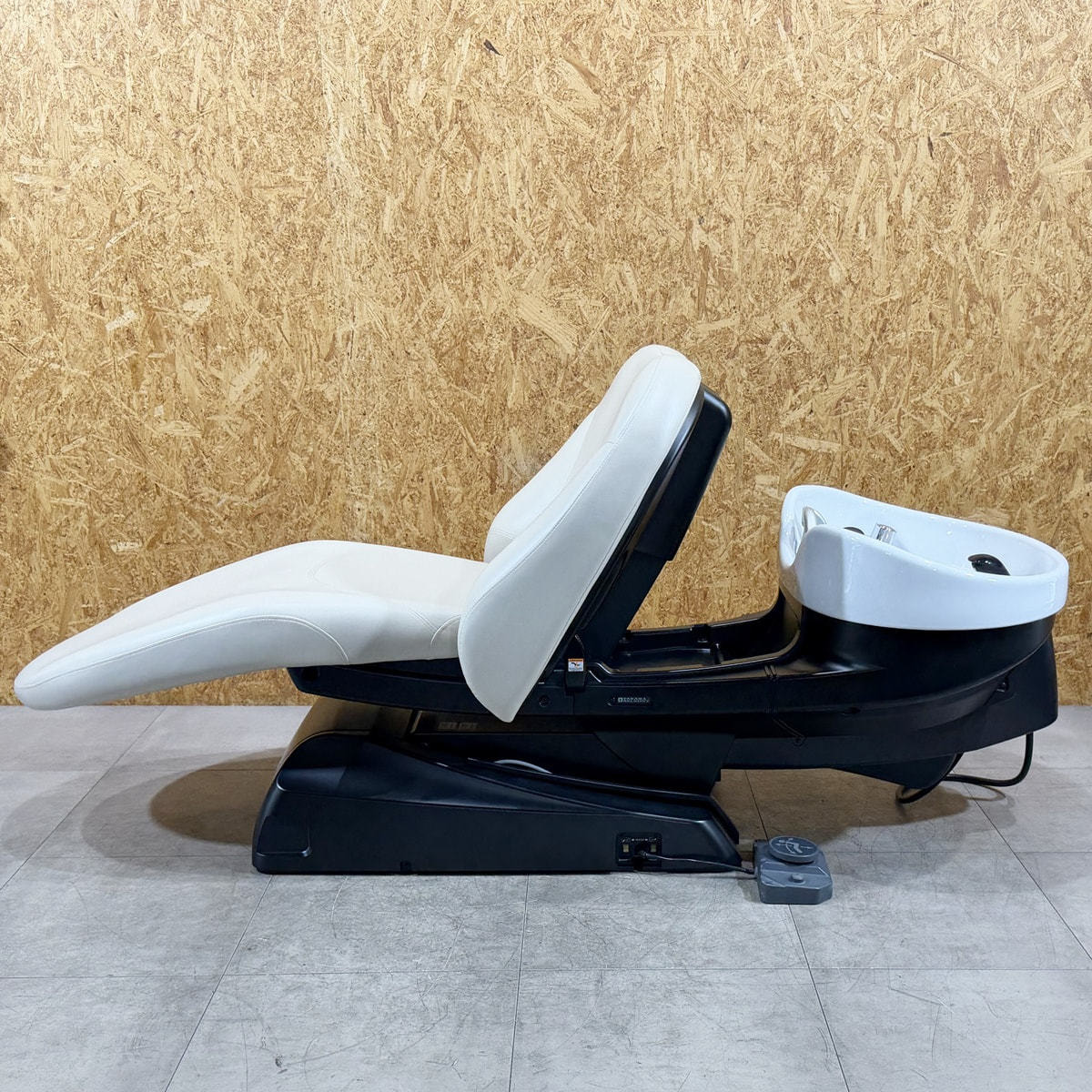 中古】タカラベルモント バックシャンプー 『YUME（ユメ）』アイボリー