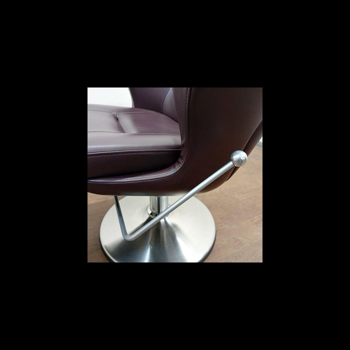 タカラベルモント スタイリングチェア D.SUITE ディースィート レッグ