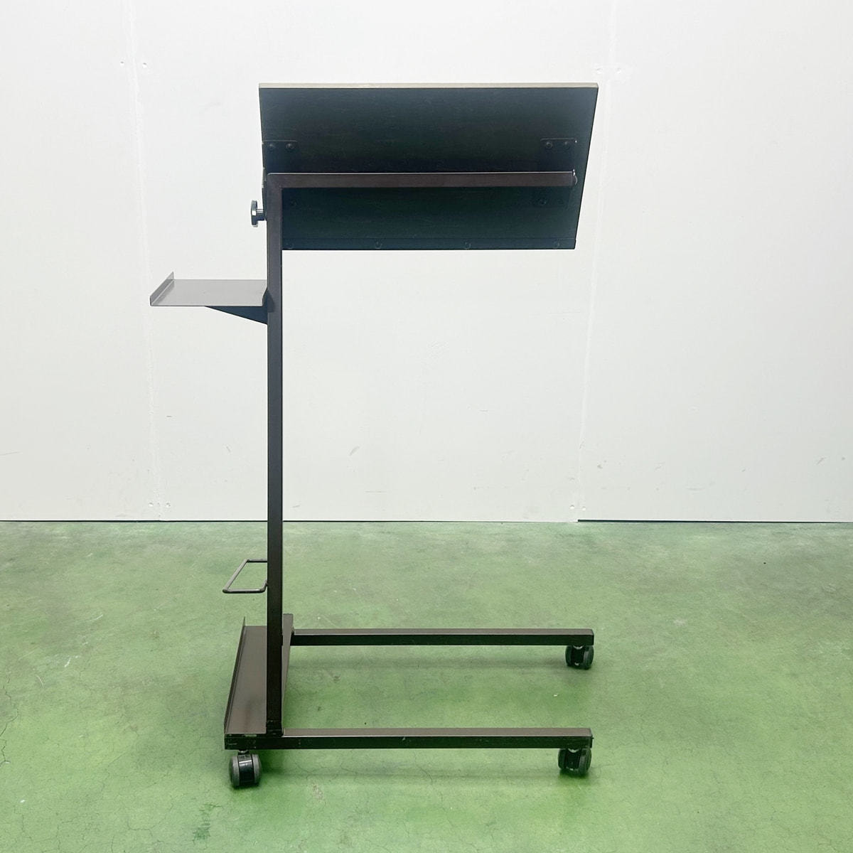 定3万円 タカラベルモント LIBRO リブロ リードワゴン オフィス家具