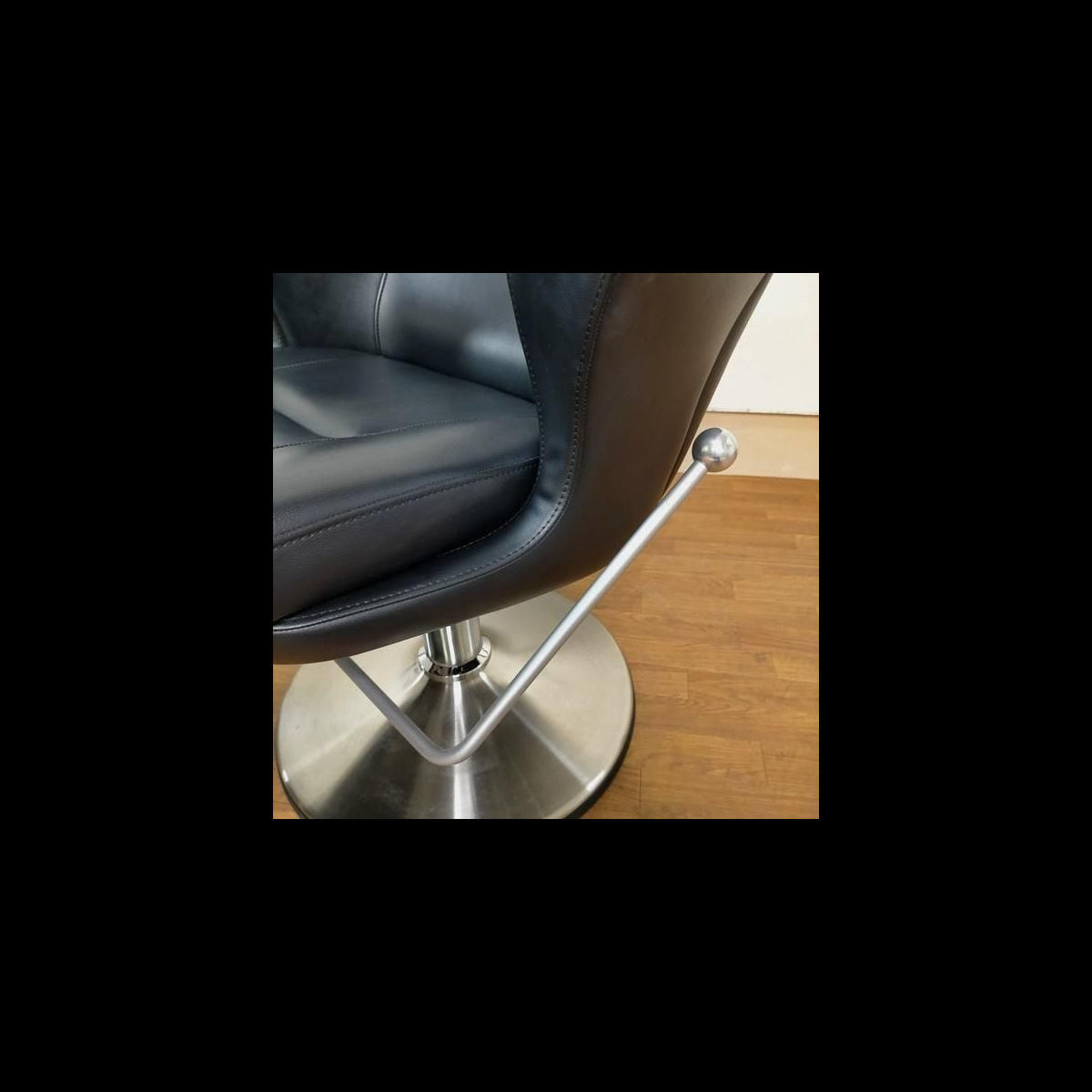 タカラベルモント スタイリングチェア D.SUITE ディースィート レッグ