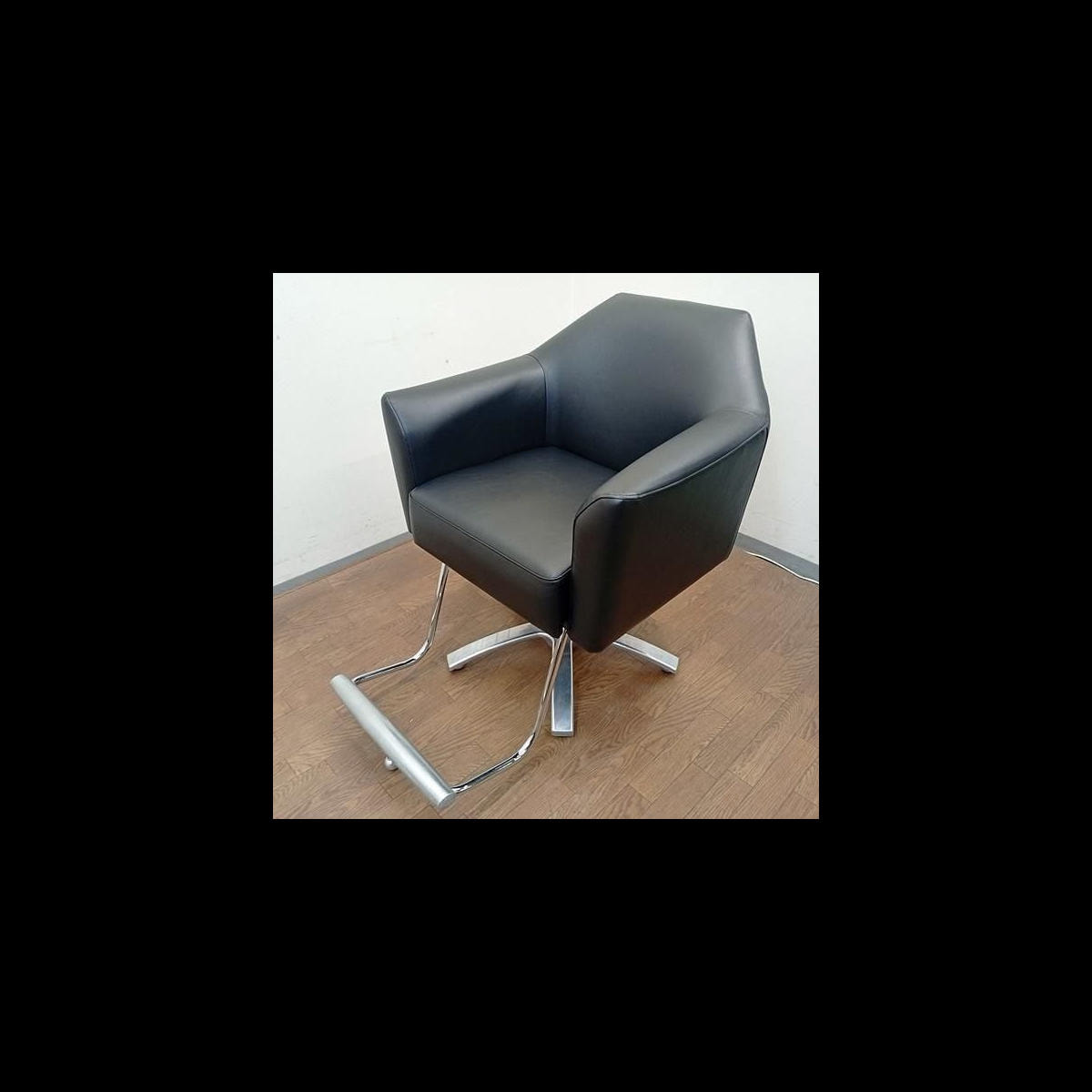 11月末までの限定】 タカラベルモント ソファチェア（ブラック）✖️5