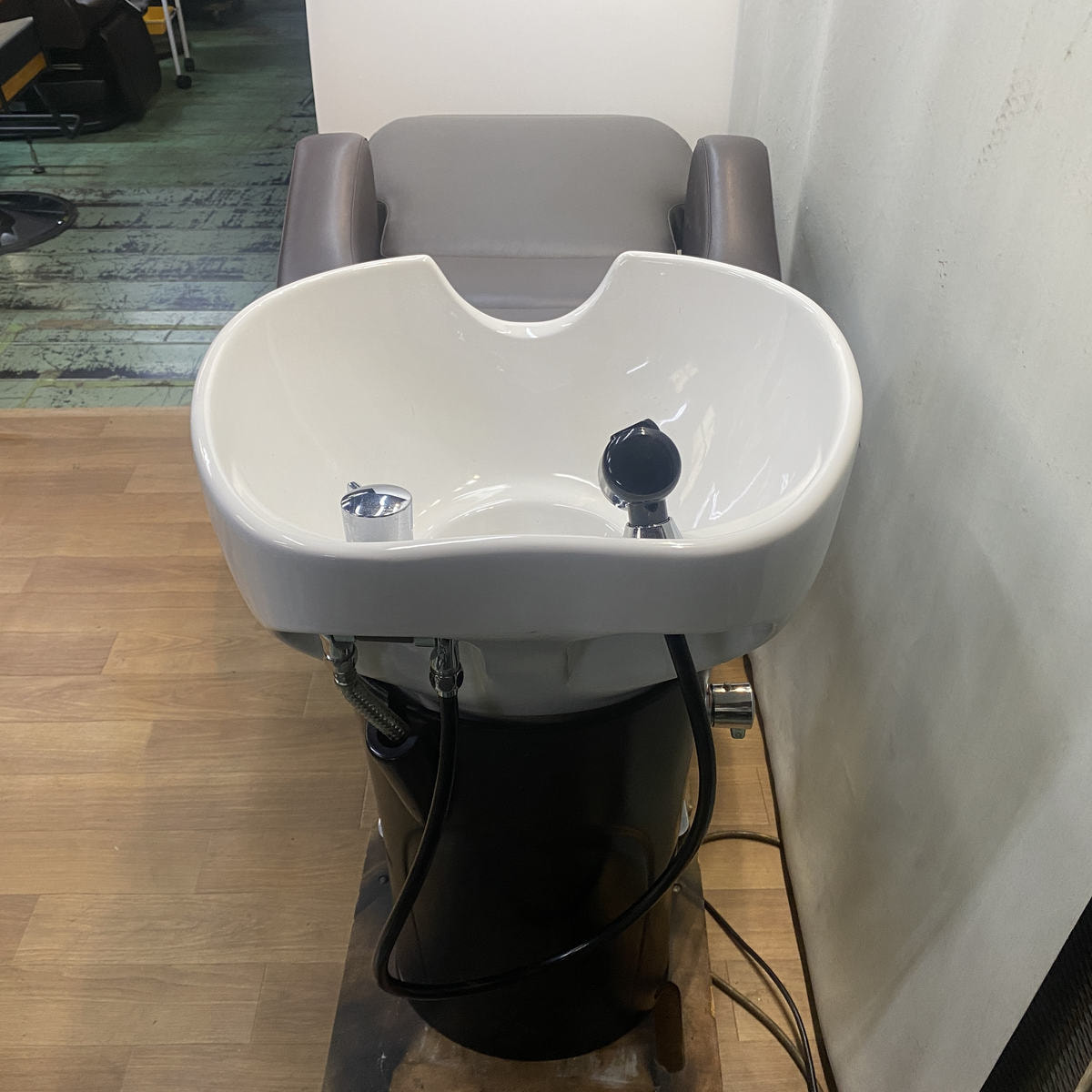 リラクゼーションシャンプーユニット RUBINO【BASIC】(日本製水栓金具