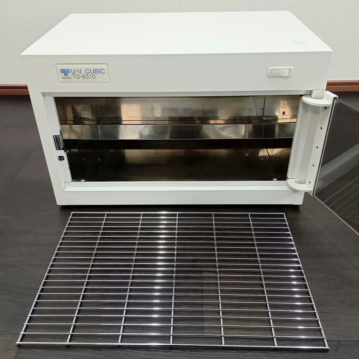 滝川　紫外線消毒器 UVキュービック　TG-8310 UVキュービック TG-8310[50Hz] | 保健所関連 | 美容室機材の中古