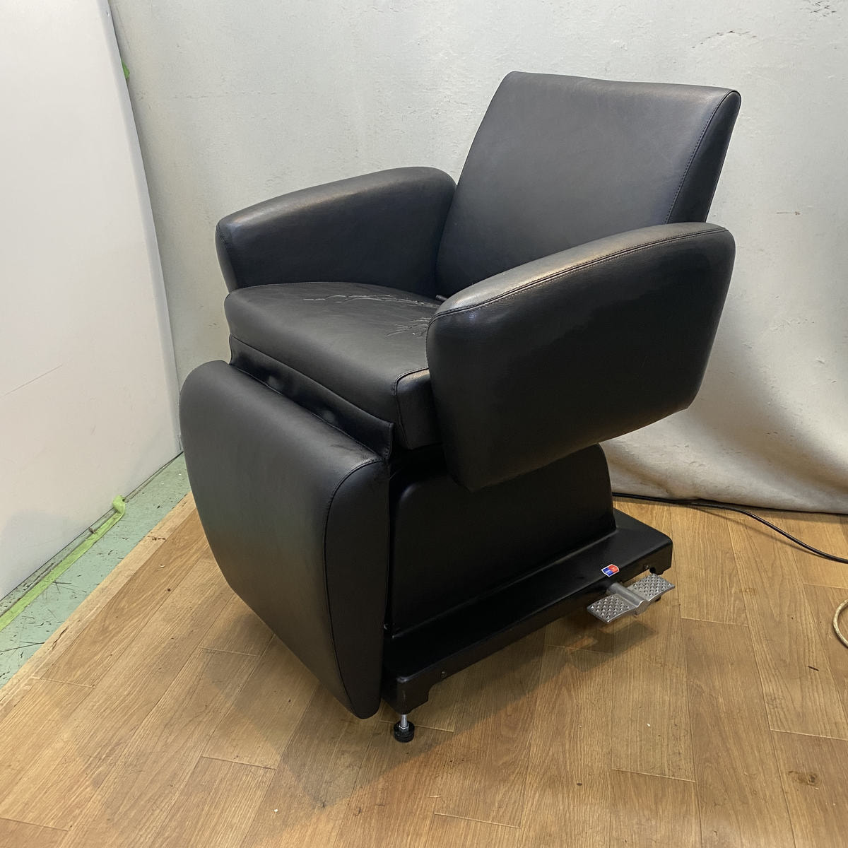 ◯②ビューティガレージ ALVIN-Sofa 電動シャンプーチェア 電動シャンプーチェア ALVIN-Sofa【レッグレスト連動タイプ】ブラック