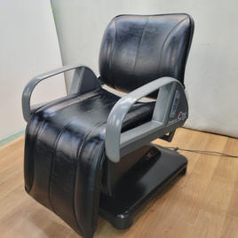 【中古】シャンプー椅子※こちらはたのめる便を利用します 中古】シャンプー椅子※こちらはたのめる便を利用します - メルカリ