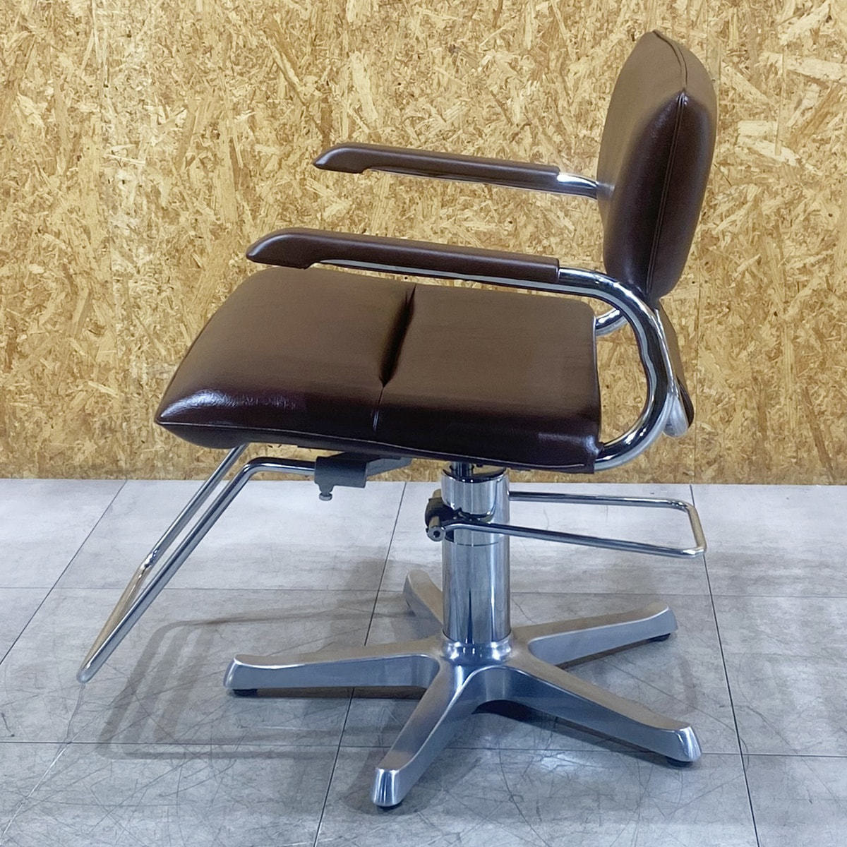 【中古傷あり特価！】Catalinbread RAH 中古】タカラベルモント セット椅子 『RABBIT CAPTAIN II（ラビット