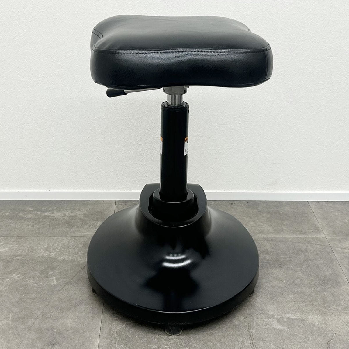 ESPOIR（エスポワール）スツールの卸・通販 | ビューティガレージ