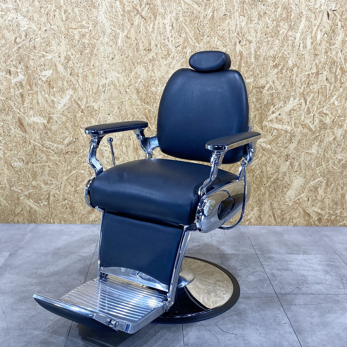 ビューティガレージ 理容椅子『BROOKLYN（ブルックリン）』の卸・通販