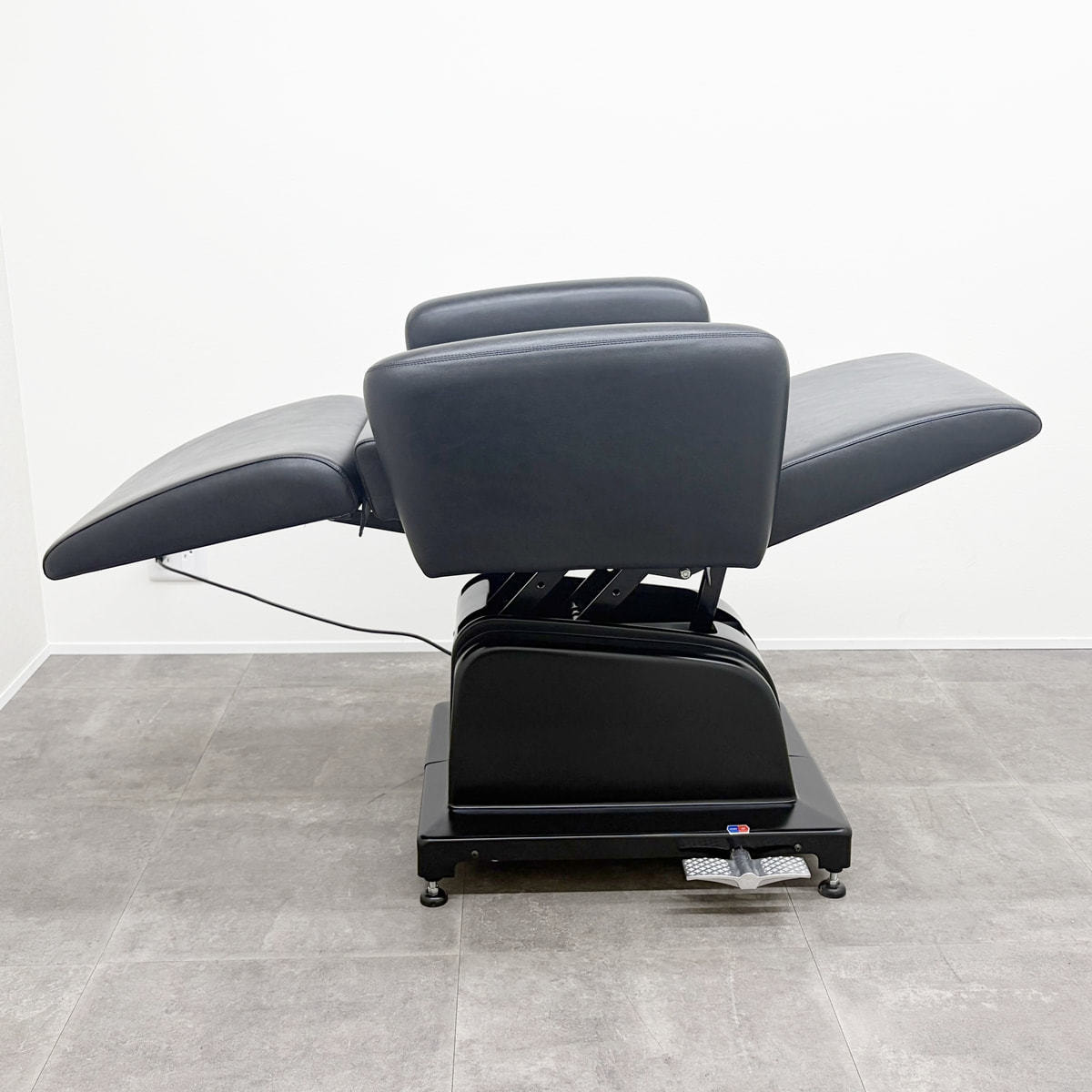 ALVIN-Sofa【レッグレスト連動タイプ】の卸・通販 | ビューティガレージ